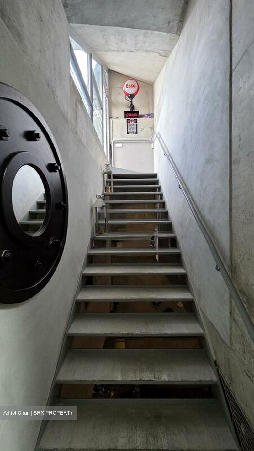 Jalan Tanjong (D16), Terrace #523428431